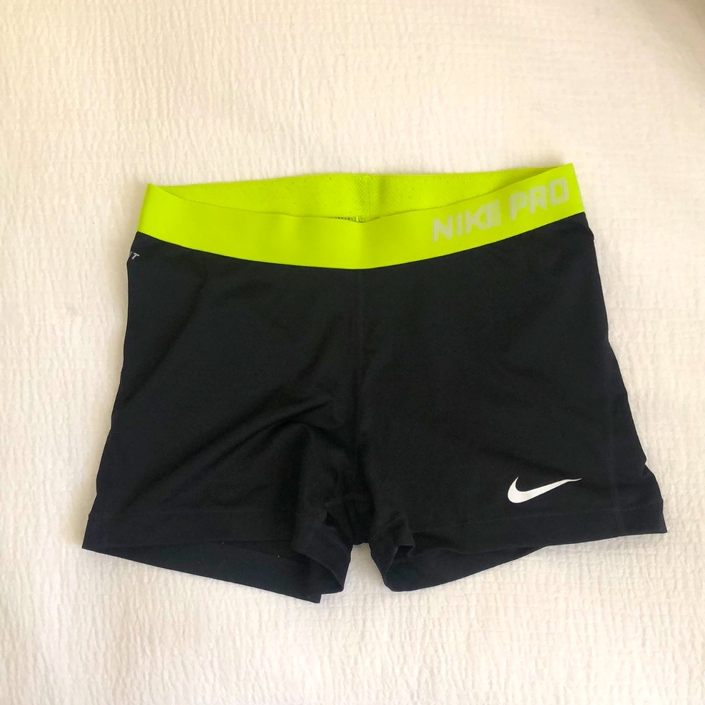 NIKE Pros